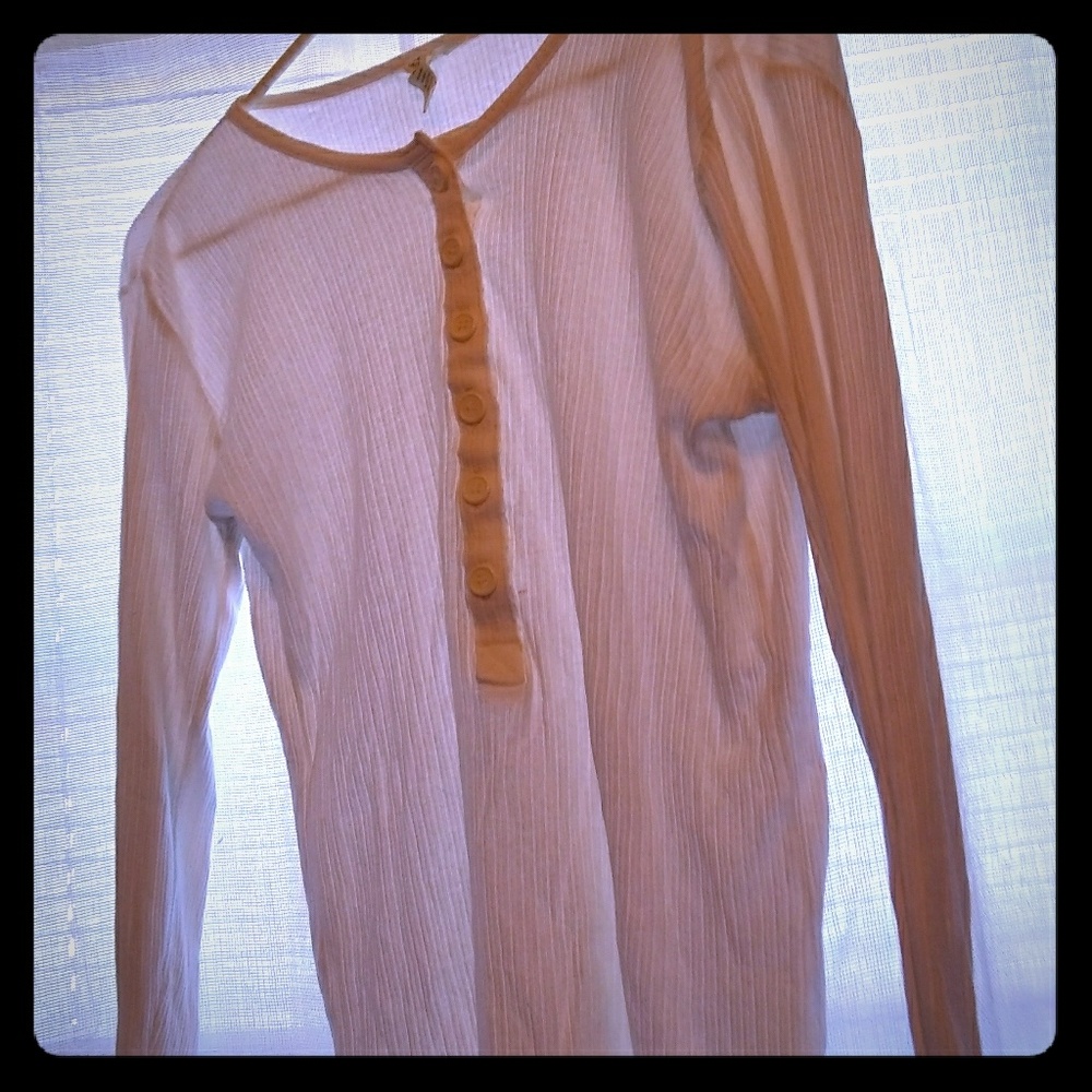 American eagle white shirt.